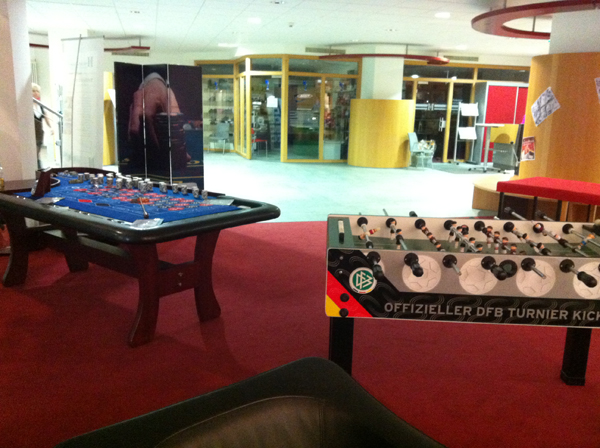 Tischkicker und Roulette von Casino4Home auf einer Firmenveranstaltung